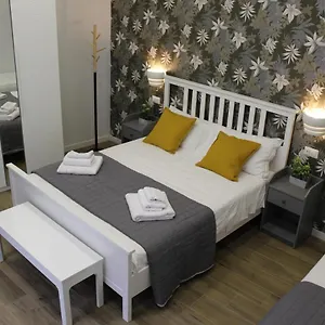  Apartment Pendino House